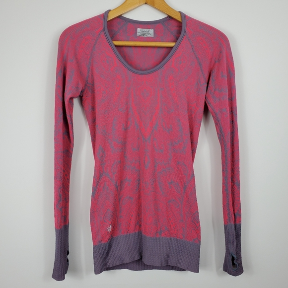 Athleta Tops - Athleta Long Sleeve Pink & Purple Thumb Hole Top